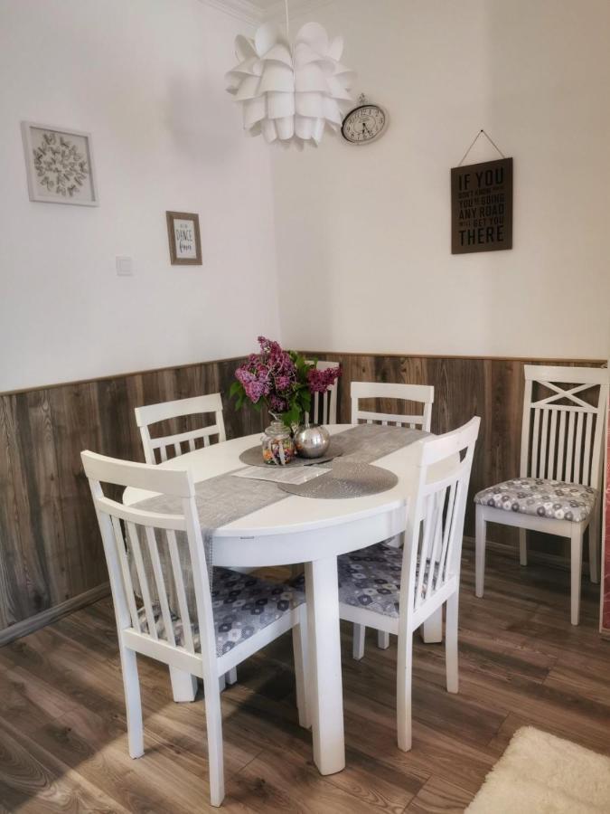 Foglal-Lak Apartman Eger Zewnętrze zdjęcie